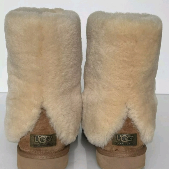 ISO!! Ugg Patten Size 8 - Picture 2 of 2
